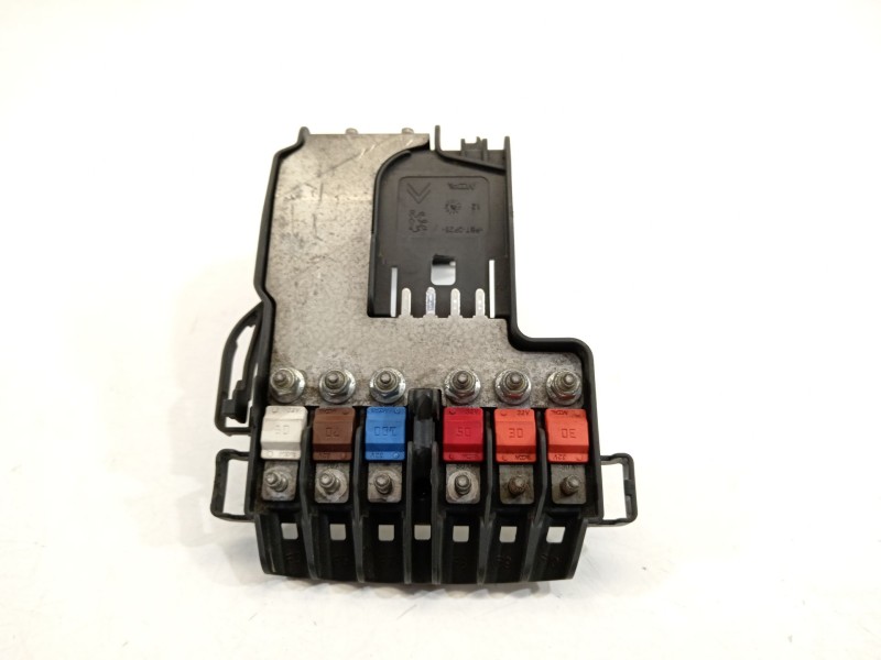 Recambio de caja reles / fusibles para citroën berlingo station wagon xtr referencia OEM IAM 9662286080  