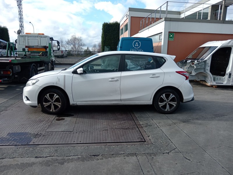 nissan pulsar hatchback (c13) del año 2015