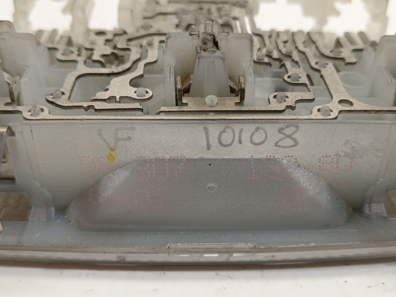 Recambio de luz interior para citroën berlingo station wagon xtr referencia OEM IAM 9680713880  