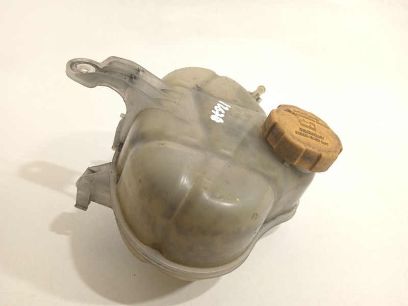 Recambio de deposito expansion para opel corsa d catch me referencia OEM IAM 55702164  460029937