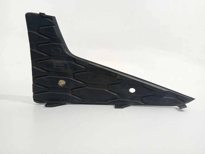 Recambio de rejilla paragolpes izquierda para seat leon sc (5f5) 2.0 tdi referencia OEM IAM 5F0853665B  