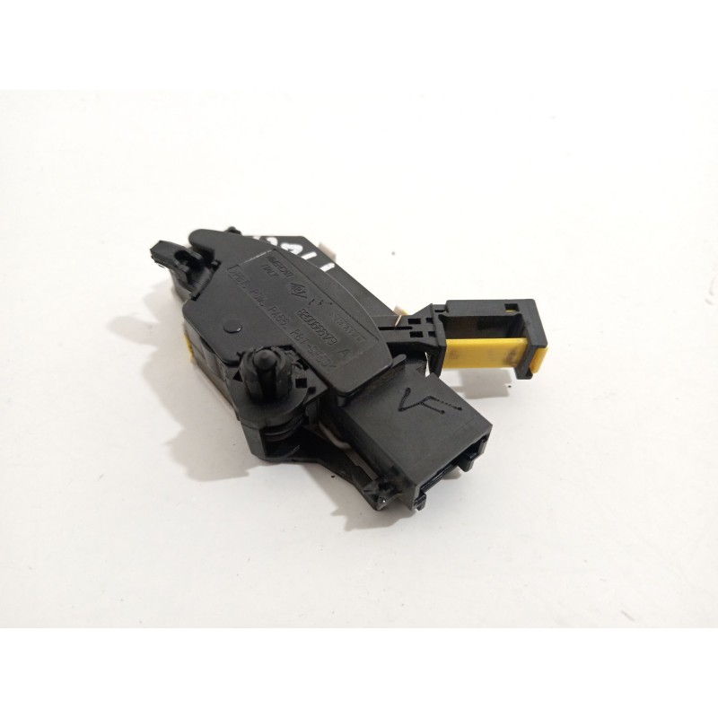 Recambio de sensor para renault scenic iii dynamique referencia OEM IAM 8200666173  