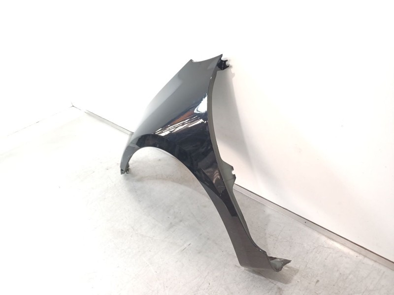 Recambio de aleta delantera izquierda para kia ceed (cd) 1.0 t-gdi referencia OEM IAM   