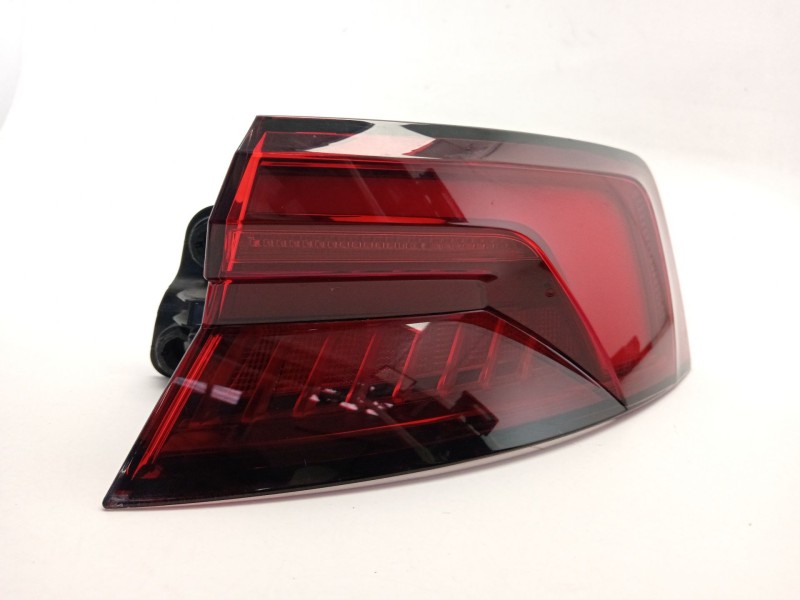 Recambio de piloto trasero derecho para audi a5 sportback (f5a) advanced quattro referencia OEM IAM 8W6945092J  