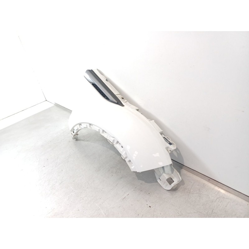 Recambio de aleta delantera derecha para land rover range rover evoque (l538) 2.0 d 4x4 referencia OEM IAM BJ3216005  