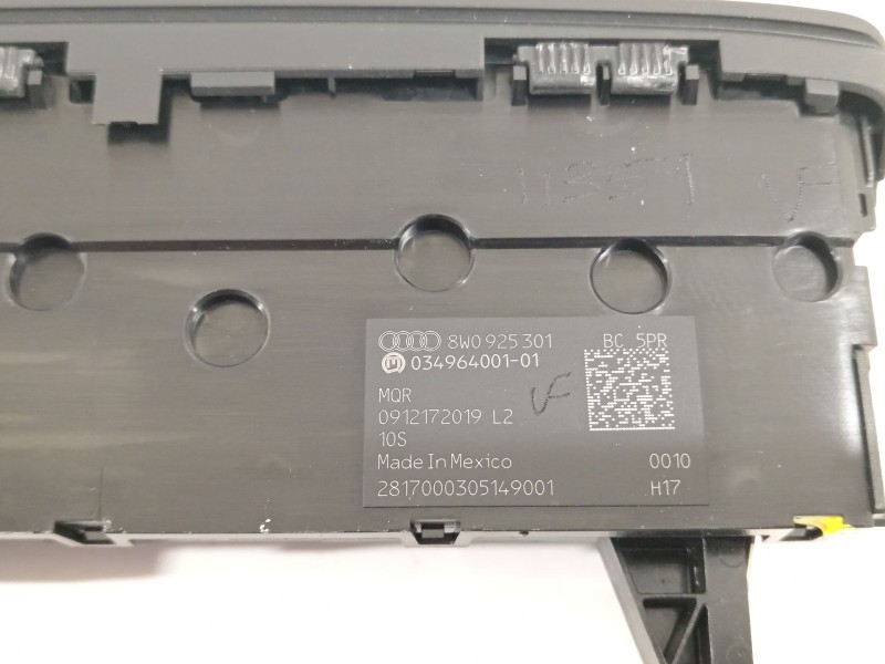 Recambio de mando multifuncion para audi a5 sportback (f5a) advanced quattro referencia OEM IAM 8W0925301  