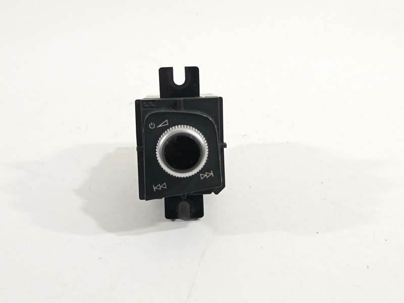 Recambio de mando multifuncion para audi a5 sportback (f5a) advanced quattro referencia OEM IAM 8W1919616  
