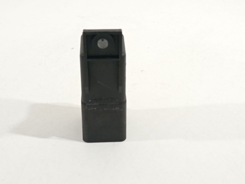 Recambio de caja precalentamiento para audi a5 sportback (f5a) advanced quattro referencia OEM IAM 4M0907282E  