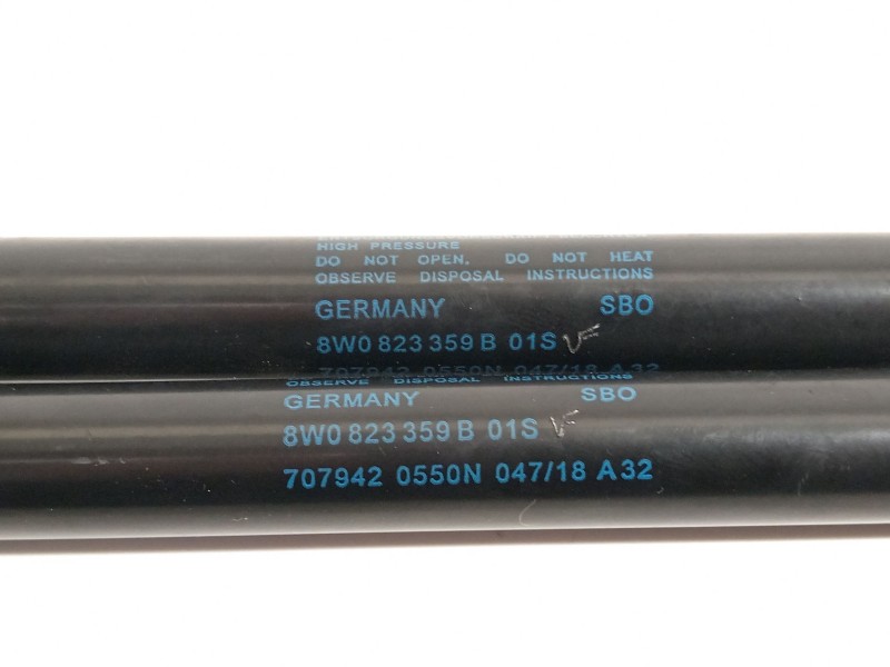 Recambio de amortiguadores capo para audi a5 sportback (f5a) advanced quattro referencia OEM IAM 8W0823359B  