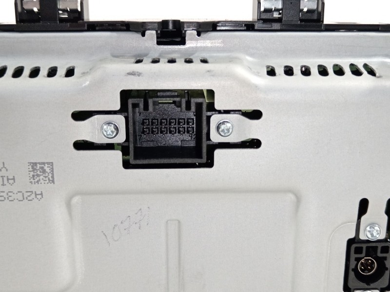 Recambio de pantalla multifuncion para seat ibiza (kj1) referencia OEM IAM 5FJ919606A  