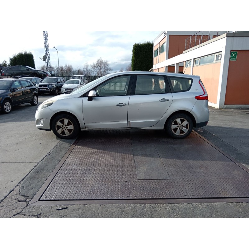 renault scenic iii del año 2009