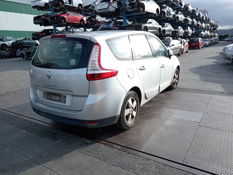 renault scenic iii del año 2009