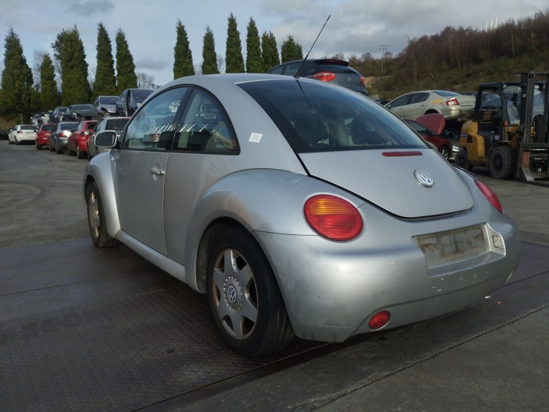 volkswagen new beetle (9c1, 1c1) del año 2000