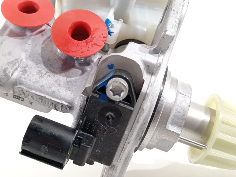 Recambio de bomba freno para audi a5 sportback (f5a) advanced quattro referencia OEM IAM 8W0611021  8W0611301