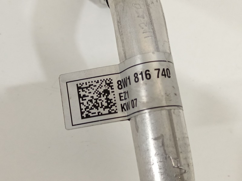 Recambio de tubo aire acondicionado para audi a5 sportback (f5a) advanced quattro referencia OEM IAM 8W1816740  