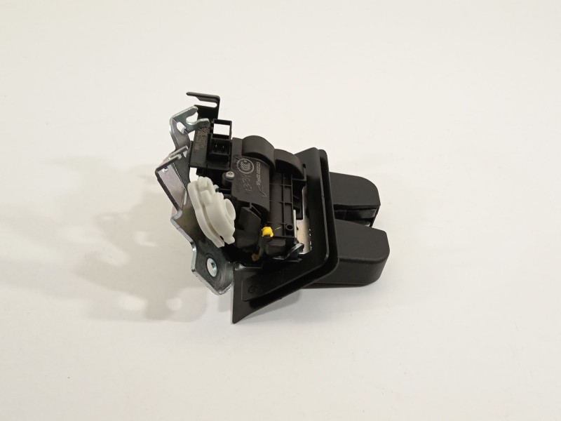 Recambio de cerradura maletero / porton para audi a3 sportback (8y) gy referencia OEM IAM 8W9827505C  
