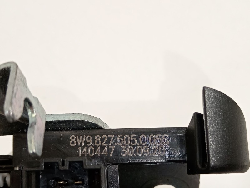 Recambio de cerradura maletero / porton para audi a3 sportback (8y) gy referencia OEM IAM 8W9827505C  