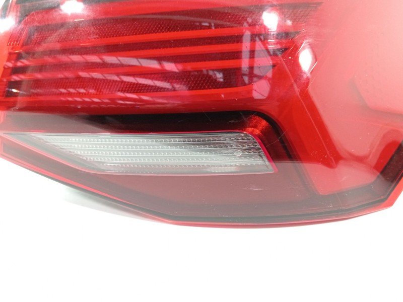 Recambio de piloto trasero derecho para audi a3 sportback (8y) gy referencia OEM IAM 8Y0945070  