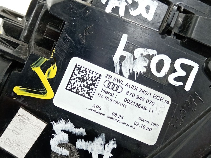Recambio de piloto trasero derecho para audi a3 sportback (8y) gy referencia OEM IAM 8Y0945070  