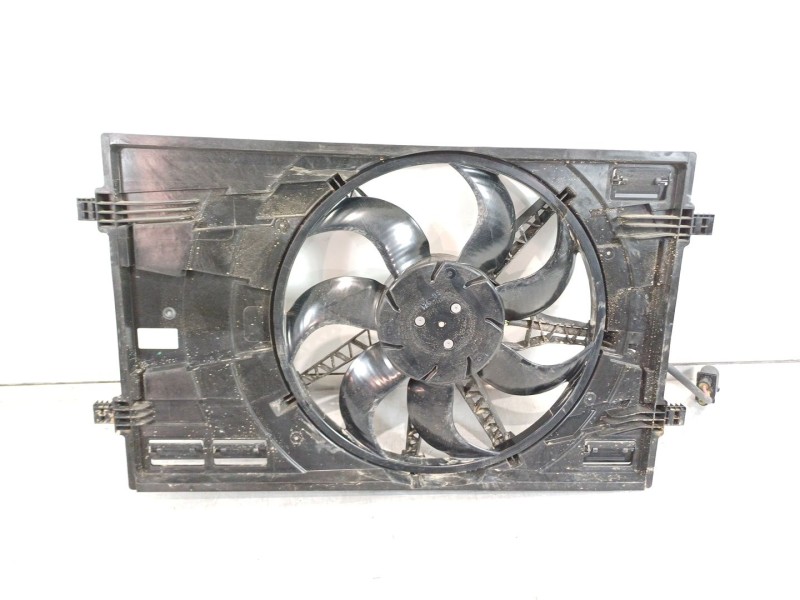 Recambio de electroventilador para seat ibiza (kj1) referencia OEM IAM 5WA121203L 5WA121205D 