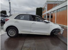 kia rio (yb) del año 2016