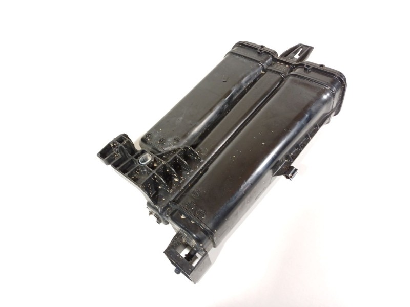 Recambio de filtro carbono activo para seat ibiza (kj1) referencia OEM IAM 2Q0201801  