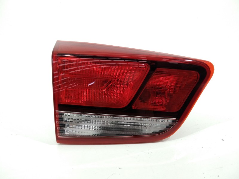 Recambio de piloto trasero izquierdo en porton para kia rio (yb) referencia OEM IAM 92403H8010  92403H8