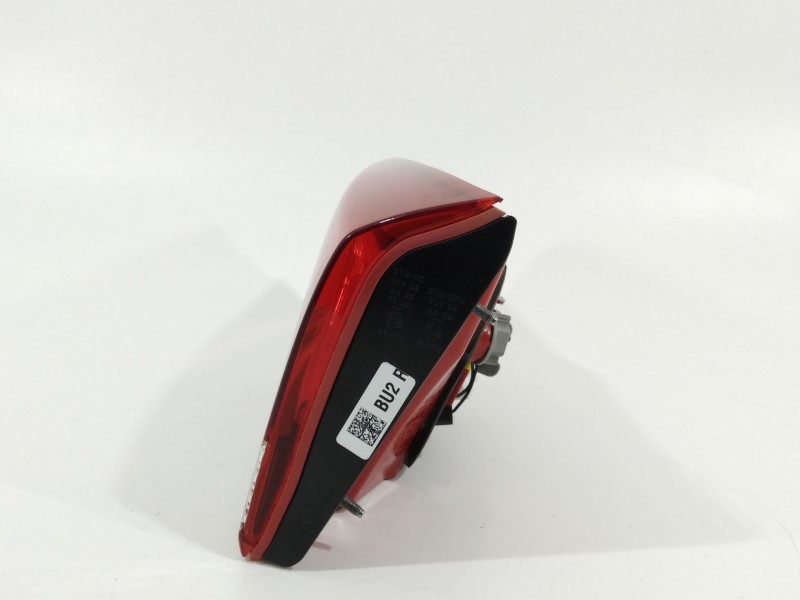 Recambio de piloto trasero derecho en porton para kia rio (yb) referencia OEM IAM 92404H8010  