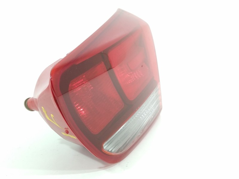 Recambio de piloto trasero derecho en porton para kia rio (yb) referencia OEM IAM 92404H8010  