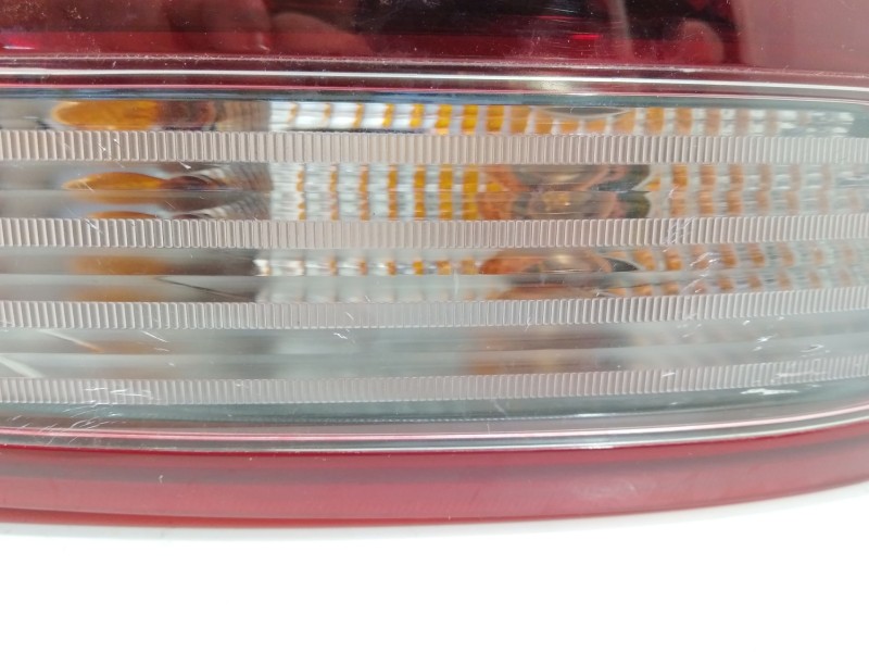 Recambio de piloto trasero derecho para kia rio (yb) referencia OEM IAM 92402H8000  