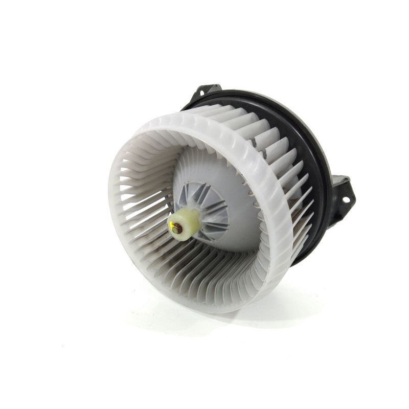 Recambio de ventilador calefaccion para toyota auris active referencia OEM IAM AV2727008085  