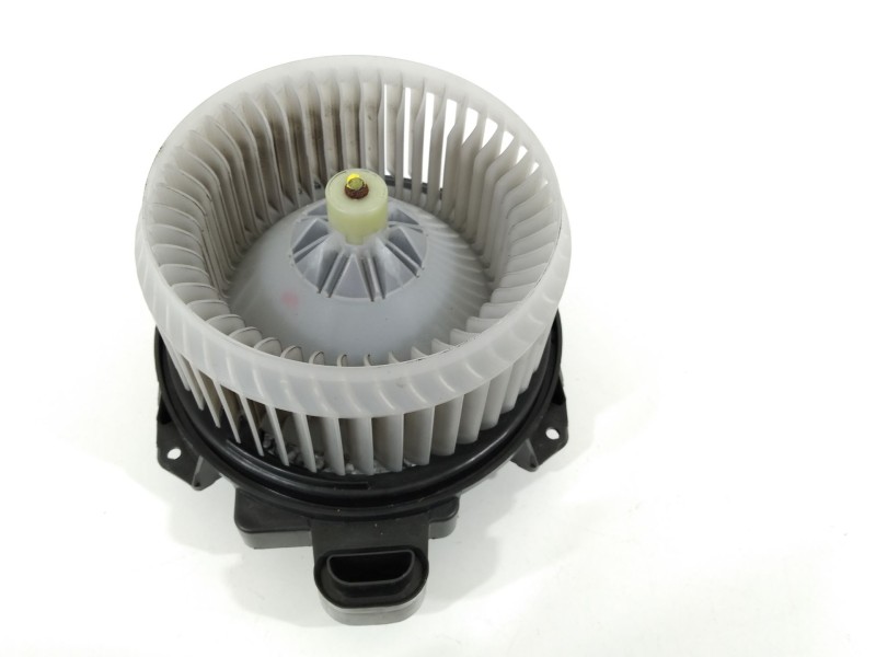 Recambio de ventilador calefaccion para toyota auris active referencia OEM IAM AV2727008085  