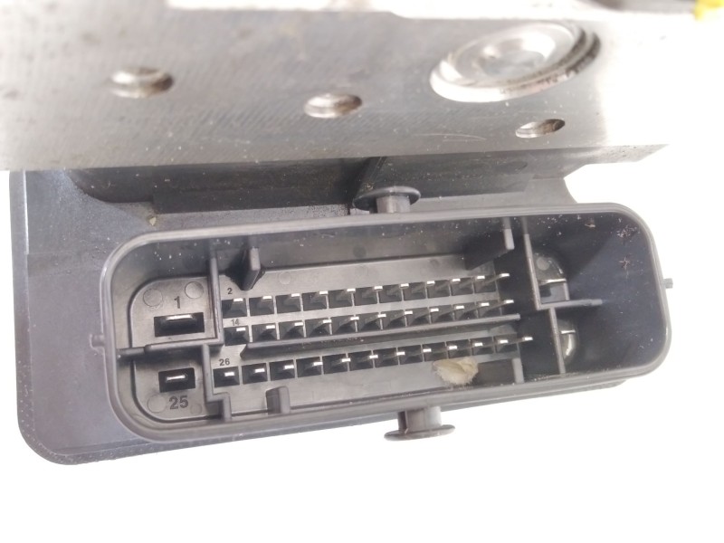 Recambio de abs para kia cee´d (jd) 1.4 cvvt referencia OEM IAM 58920A2210  A258920500