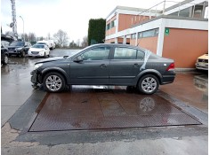 opel astra h sedán (a04) del año 2010