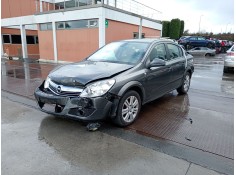 opel astra h sedán (a04) del año 2010 2