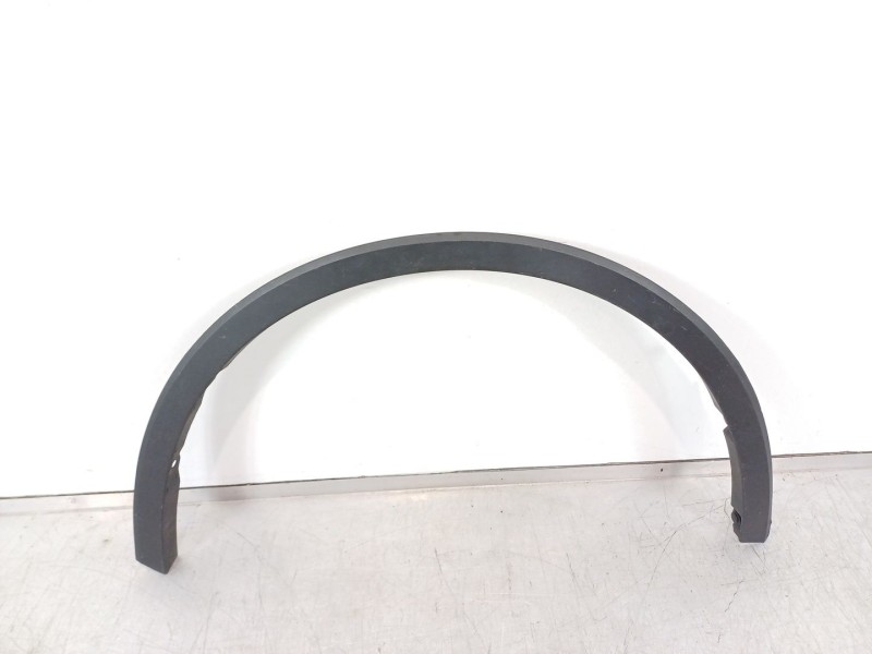 Recambio de aletin delantero derecho para toyota c-hr hybrid active referencia OEM IAM 75601f4010  