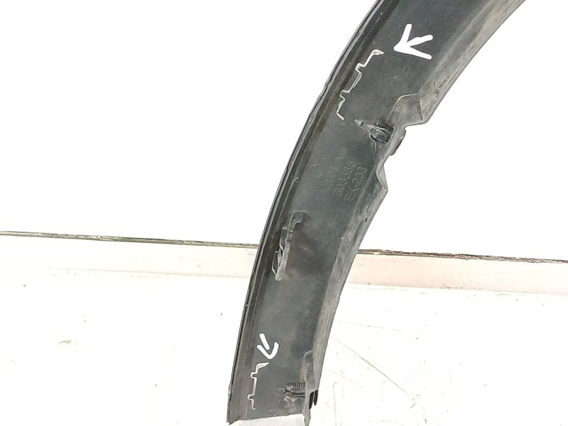 Recambio de aletin delantero derecho para toyota c-hr hybrid active referencia OEM IAM 75601f4010  