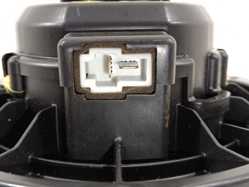 Recambio de ventilador calefaccion para kia rio (yb) referencia OEM IAM 97113H8000  