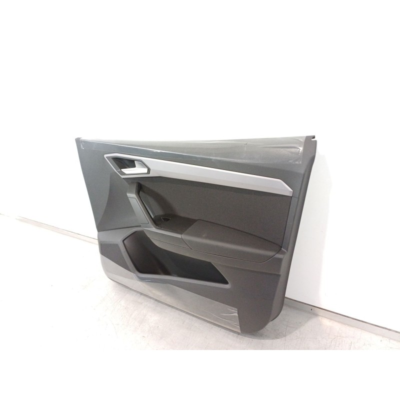 Recambio de guarnecido puerta delantera derecha para seat ibiza (kj1) referencia OEM IAM 6F0867114  