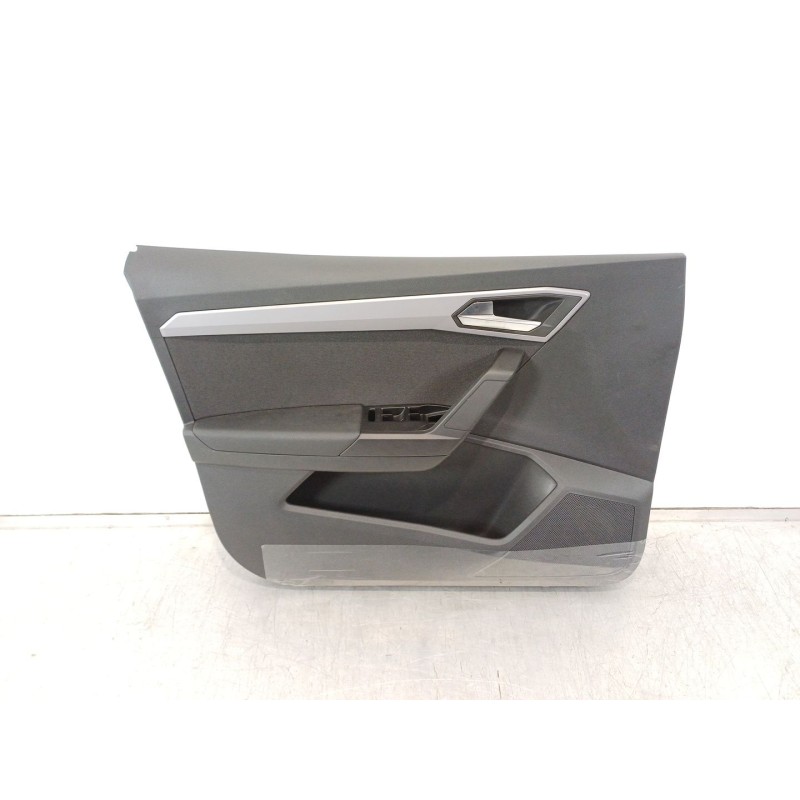 Recambio de guarnecido puerta delantera izquierda para seat ibiza (kj1) referencia OEM IAM 6F0867113  