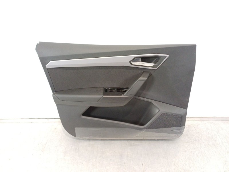 Recambio de guarnecido puerta delantera izquierda para seat ibiza (kj1) referencia OEM IAM 6F0867113  