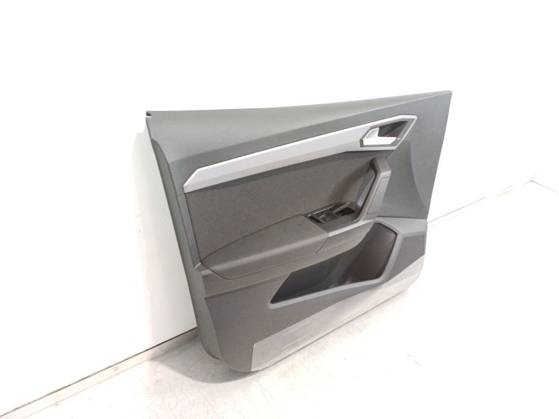 Recambio de guarnecido puerta delantera izquierda para seat ibiza (kj1) referencia OEM IAM 6F0867113  