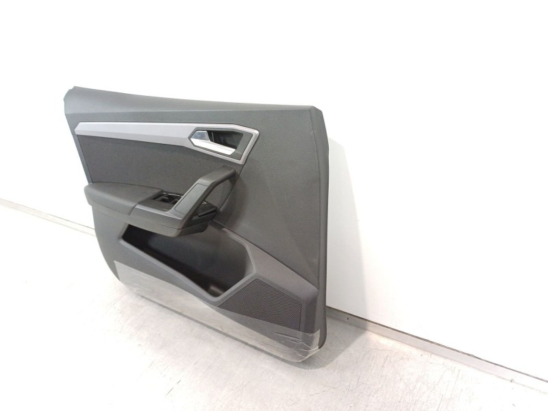 Recambio de guarnecido puerta delantera izquierda para seat ibiza (kj1) referencia OEM IAM 6F0867113  