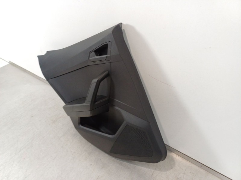 Recambio de guarnecido puerta trasera izquierda para seat ibiza (kj1) referencia OEM IAM 6F0867115  