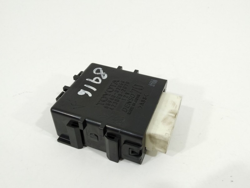 Recambio de modulo electronico para toyota auris active referencia OEM IAM 8594002060  