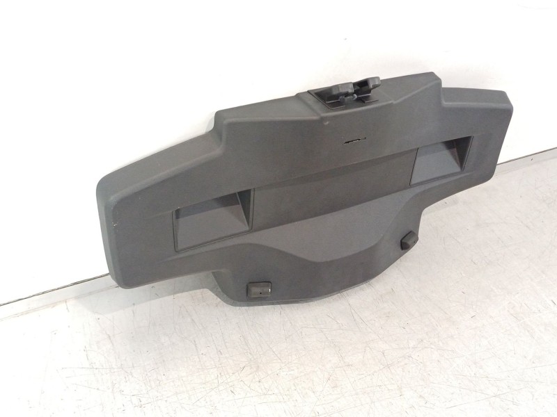 Recambio de guarnecido porton trasero para seat ibiza (kj1) referencia OEM IAM 6F0867601  