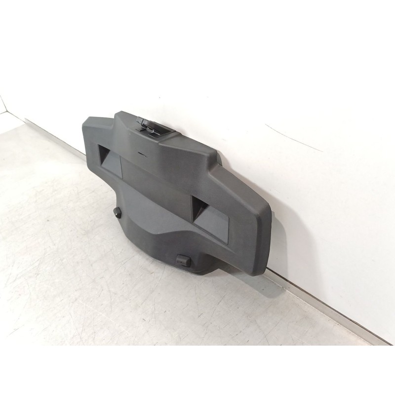 Recambio de guarnecido porton trasero para seat ibiza (kj1) referencia OEM IAM 6F0867601  