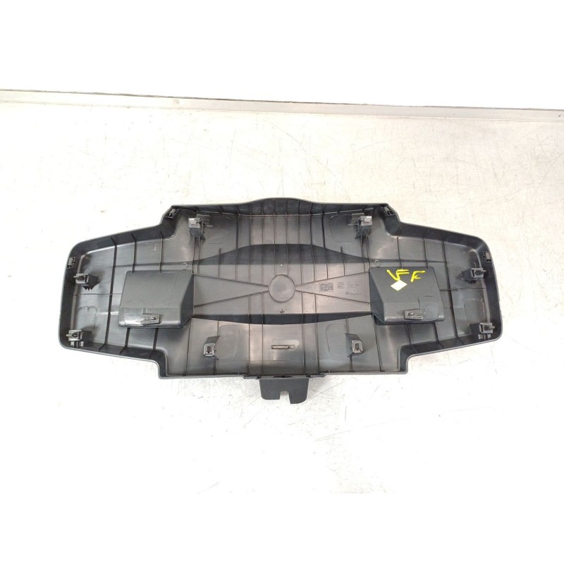 Recambio de guarnecido porton trasero para seat ibiza (kj1) referencia OEM IAM 6F0867601  