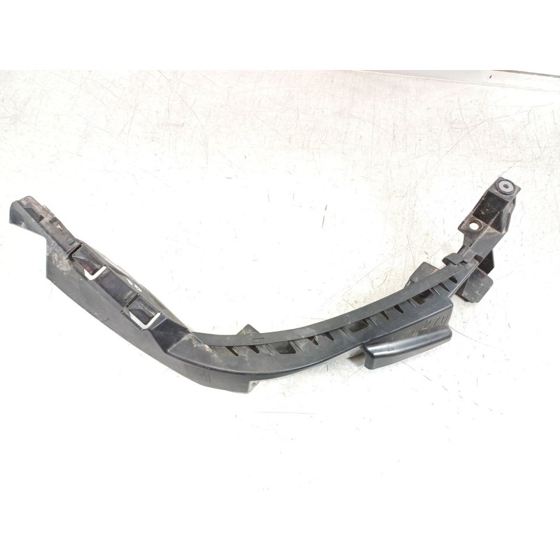 Recambio de soporte faro derecho para seat ibiza (kj1) referencia OEM IAM 6F0807890  