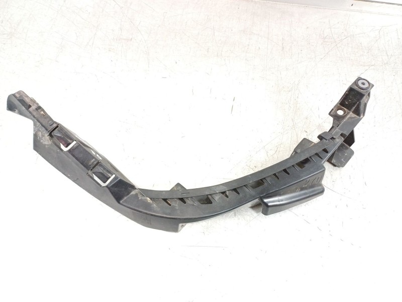 Recambio de soporte faro derecho para seat ibiza (kj1) referencia OEM IAM 6F0807890  